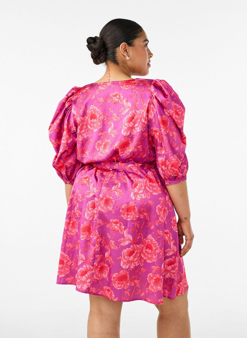 Robe &agrave; fleurs avec manches bouffantes et ceinture &agrave; nouer, Rose, Model image number 2