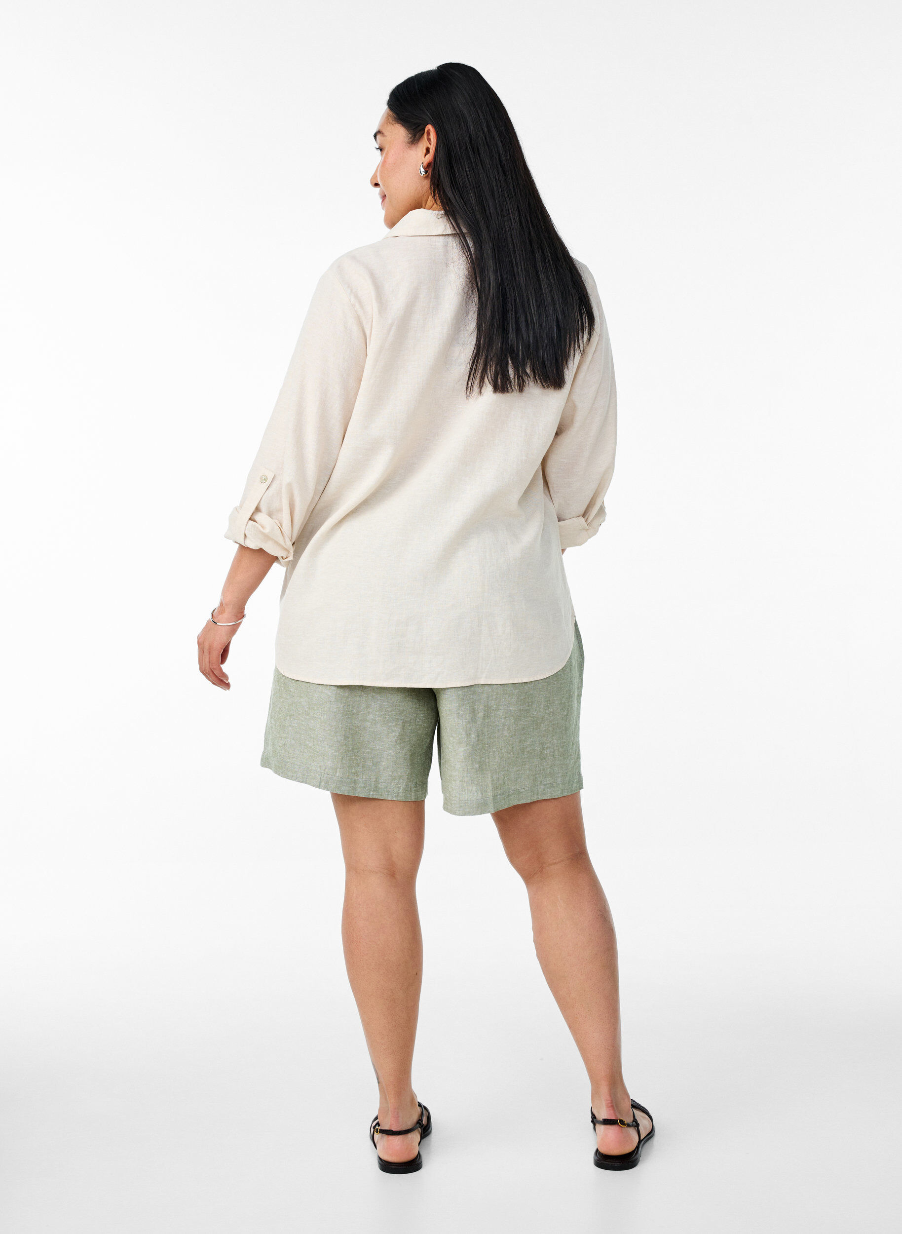 ZizziLosse shorts van linnen en viscose, Groen, Model image number 2