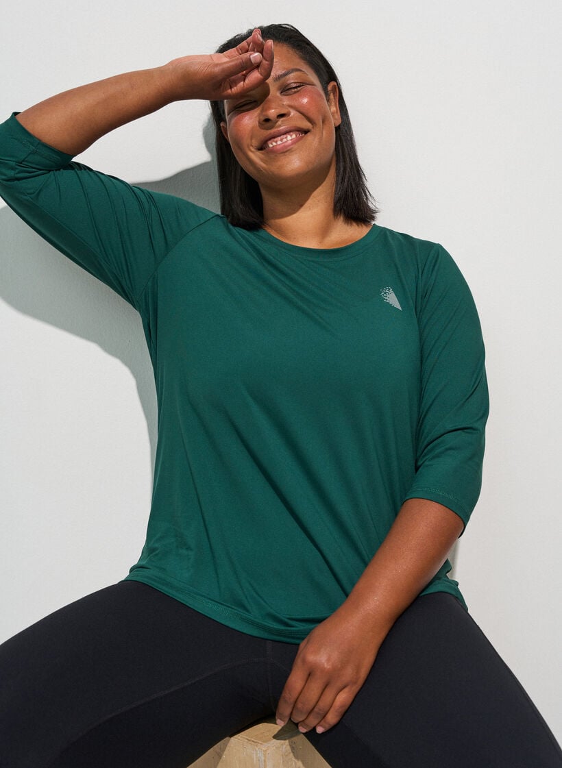 Sports top with 3/4 sleeves, Vert fonc&eacute;, Model image number 3