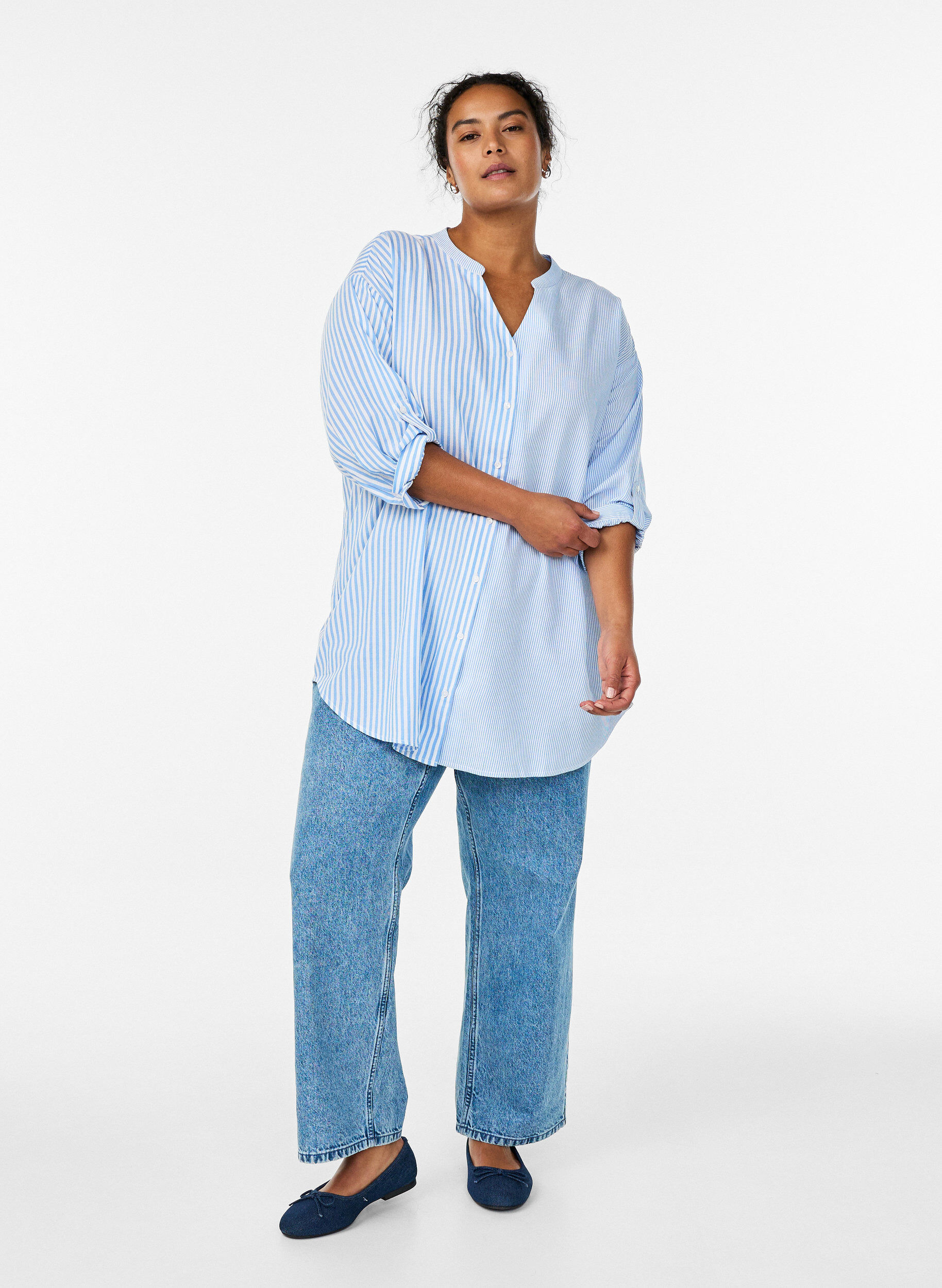 Zizzi Tunique ray&eacute;e avec manches 3/4, Bleu, Model image number 1