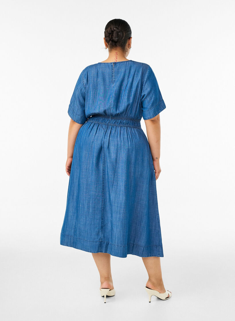 Robe midi aspect denim avec taille &eacute;lastique, Bleu, Model image number 1