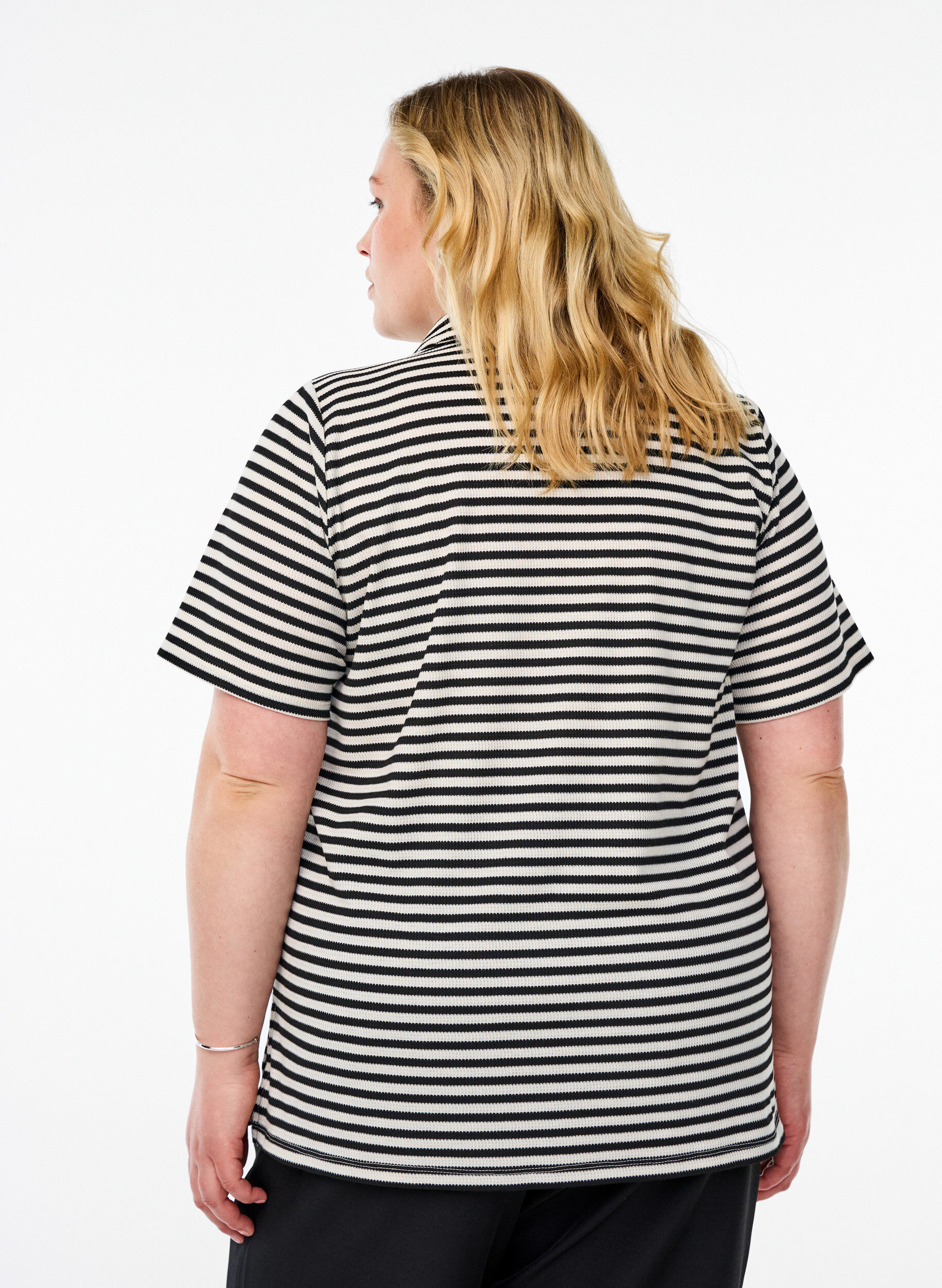 ZizziGestreept poloshirt met korte mouwen, Zwart, Model image number 2