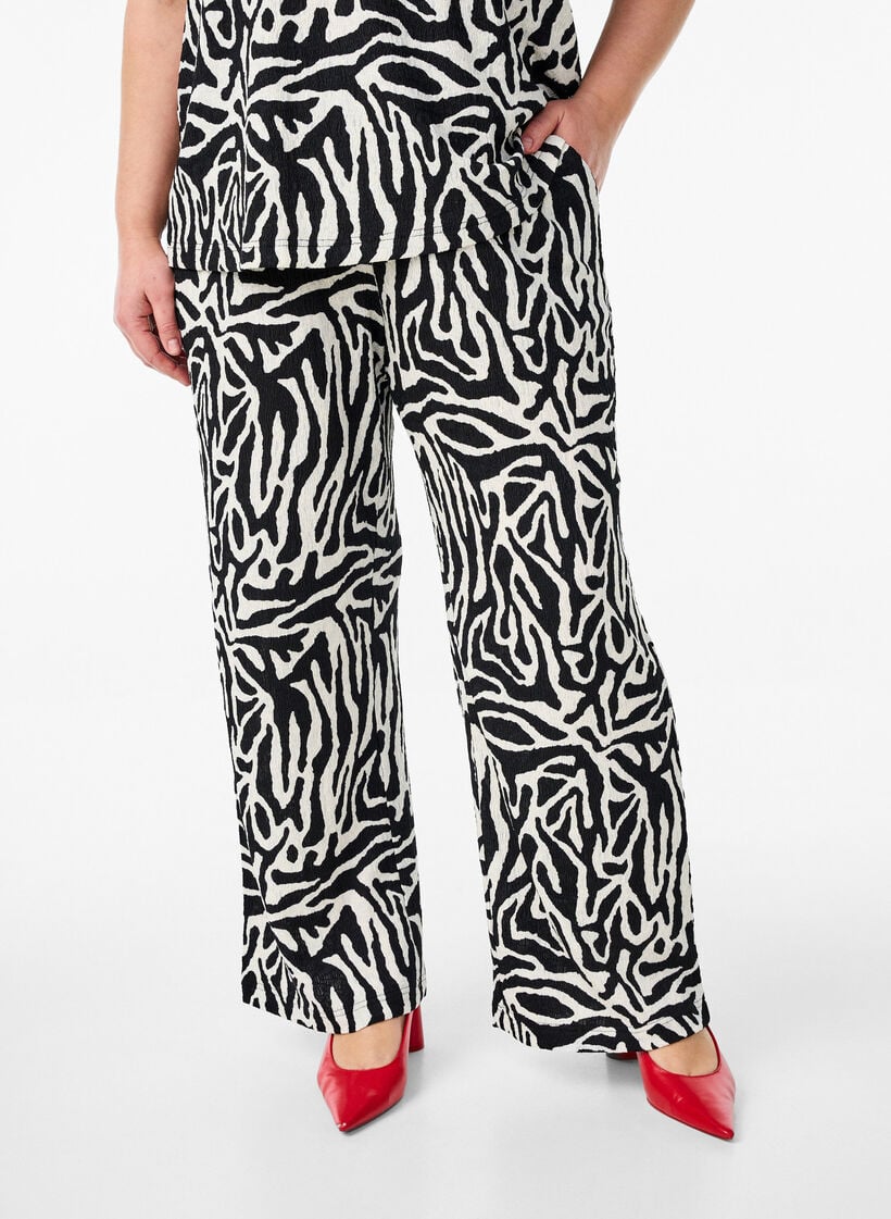 Broek met zebraprint, Zwart, Model image number 2