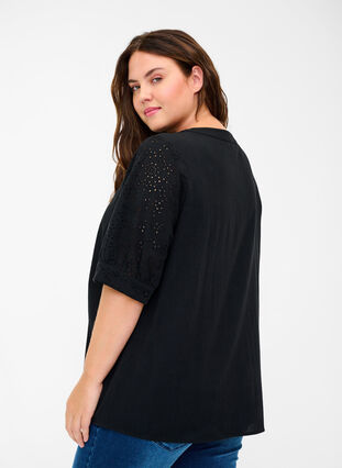 Blouse met broderie anglaise, Black, Model image number 1