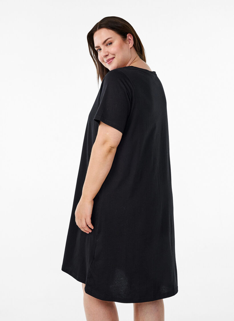 Chemise de nuit en coton biologique et &agrave; col en V, , Model image number 2