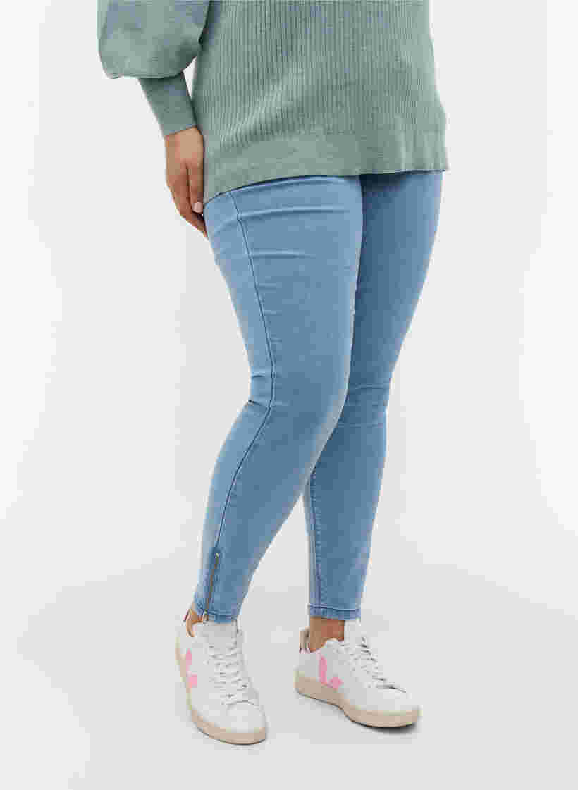 Cropped Amy jeans met rits, Light blue denim, Model image number 3