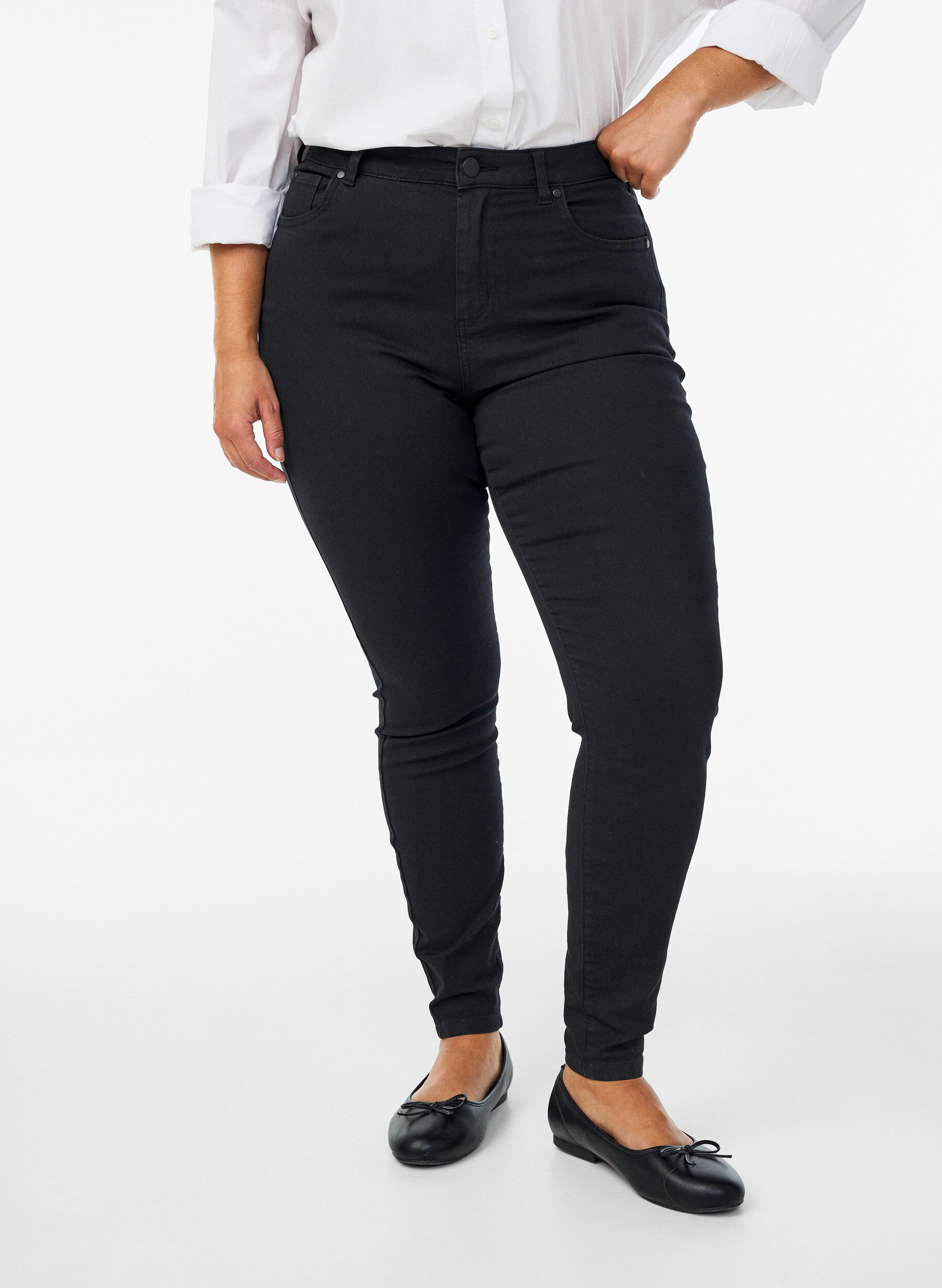 Zizzi Jean Amy taille haute coupe super slim, Noir, Model image number 2