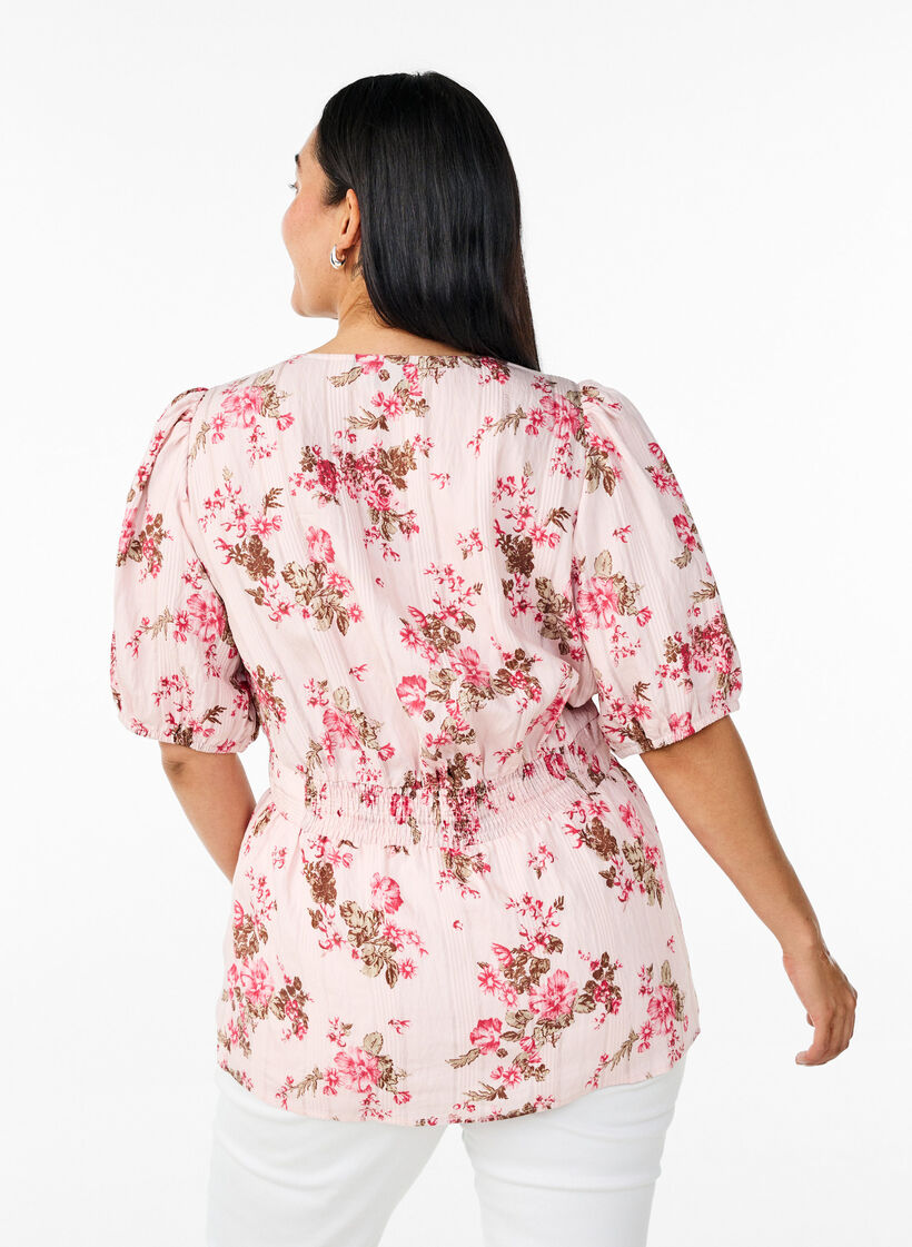 Bloemenblouse met korte mouwen en gesmokte taille, Roze, Model image number 2