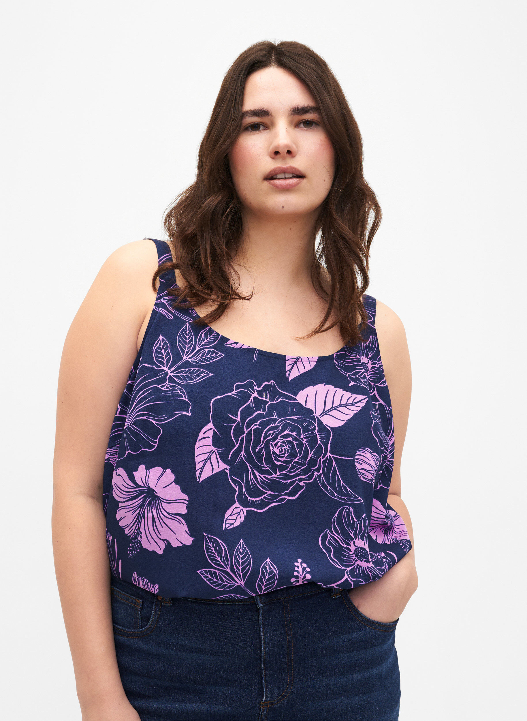 Zizzi FLASH - Top avec imprim&eacute;, Medieval Blue Flower, Model image number 0