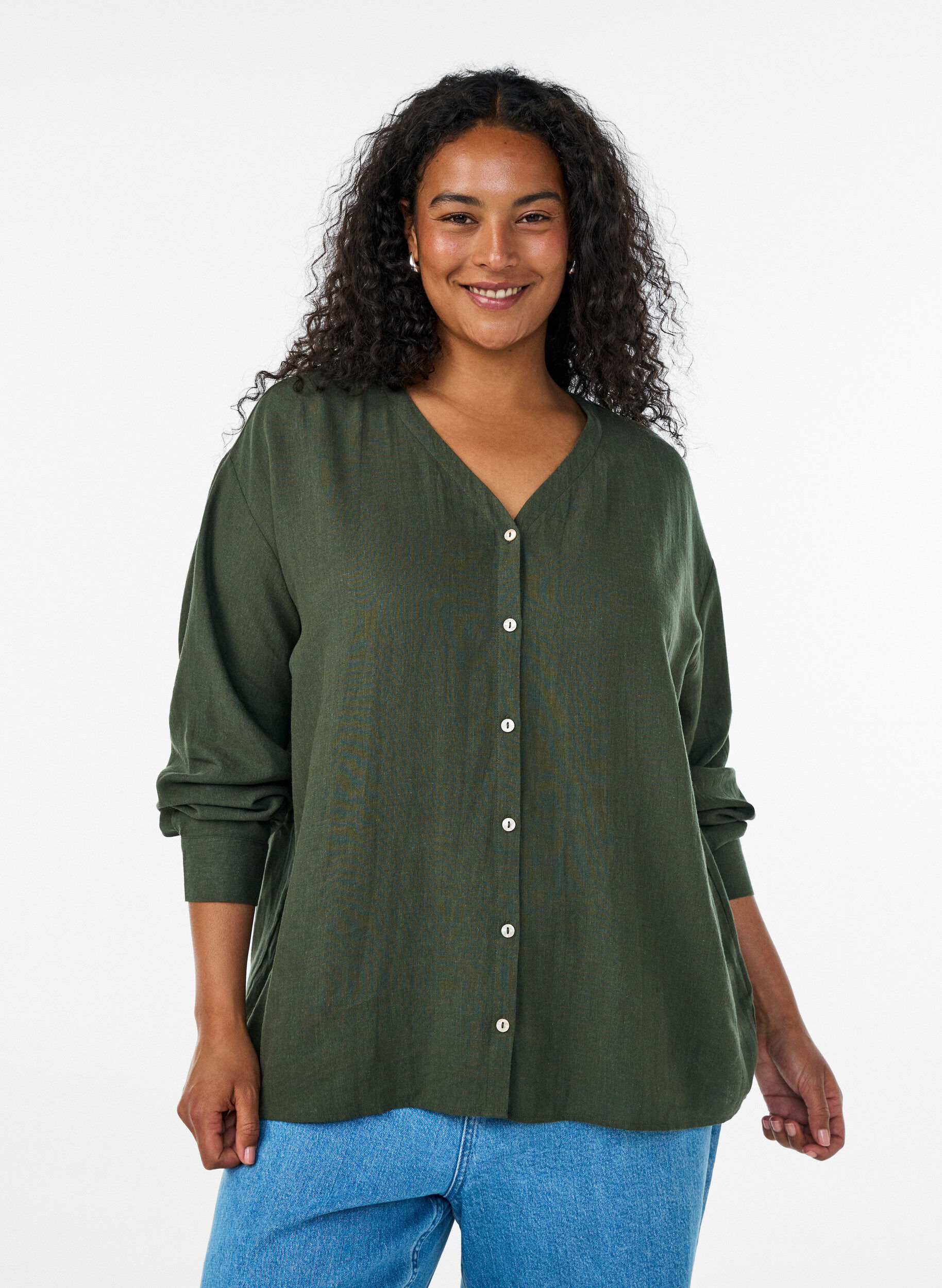 Blouse en lin et viscose avec col en V, Vert, Model
