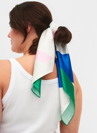 Gestreepte sjaal, Colorful Stripe AOP, Model image number 2