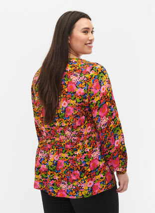 Blouse en viscose à imprimé floral et à smocks, Neon Flower Print, Model image number 1