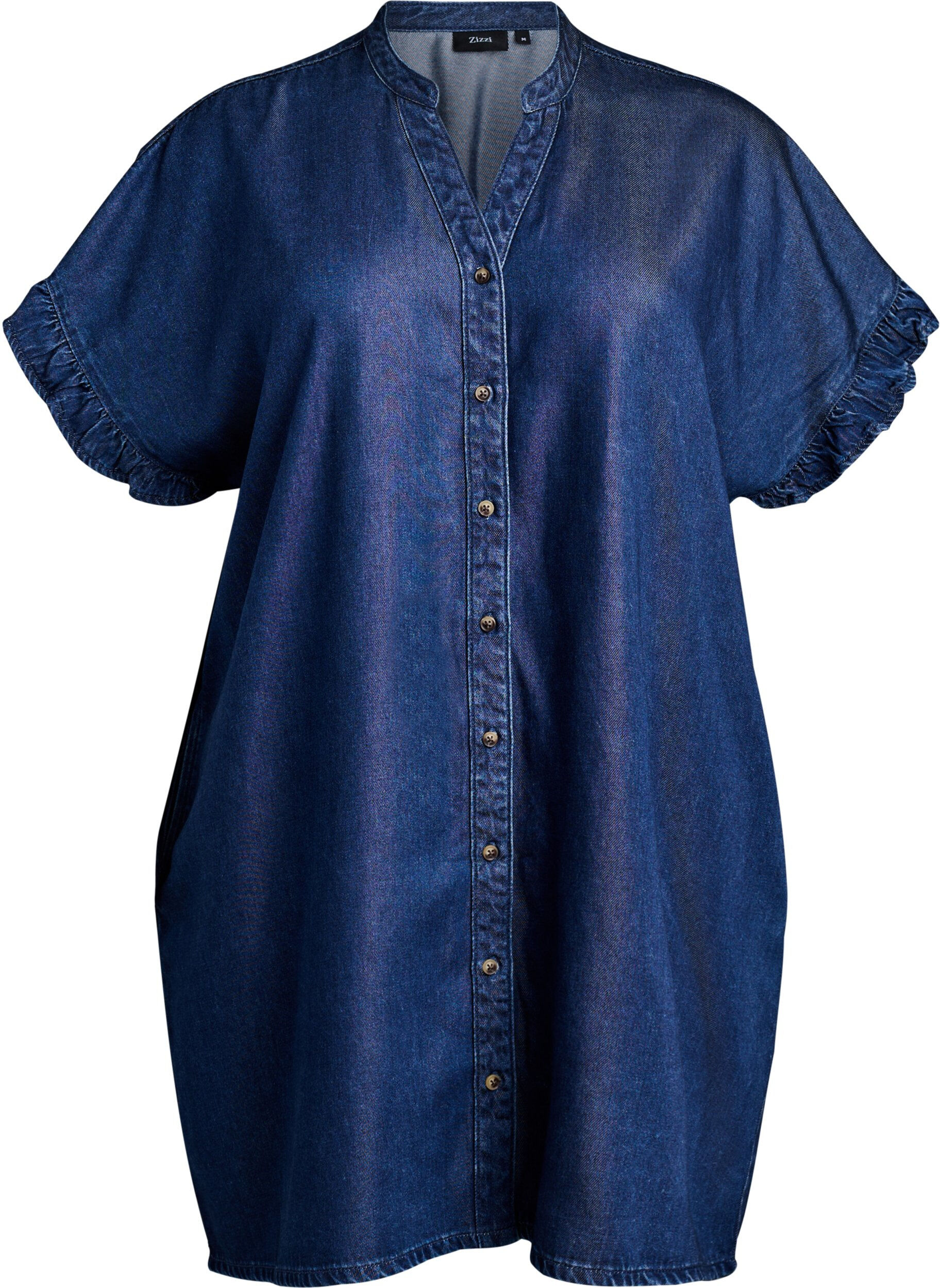 Robe aspect denim avec fermeture boutonn&eacute;e et manches &agrave; volants