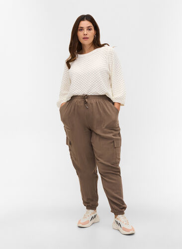Pantalon ample en viscose avec de grandes poches, Falcon, Model image number 0
