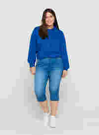 Slim fit Emily capri jeans, Light blue denim, Model