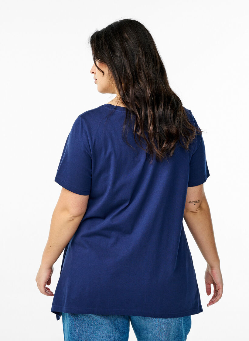 T-shirt &agrave; col rond et coupe &eacute;vas&eacute;e, Bleu, Model image number 2