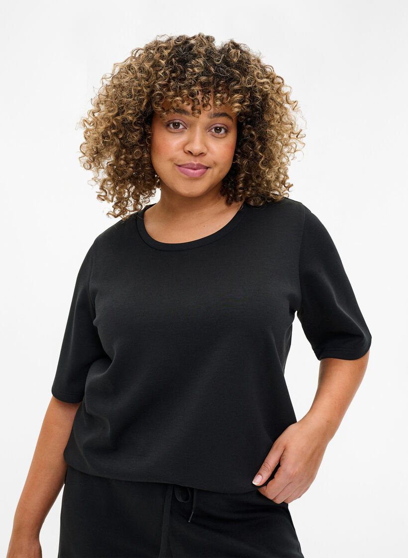 T-shirt in modalmix, Zwart, Model image number 0
