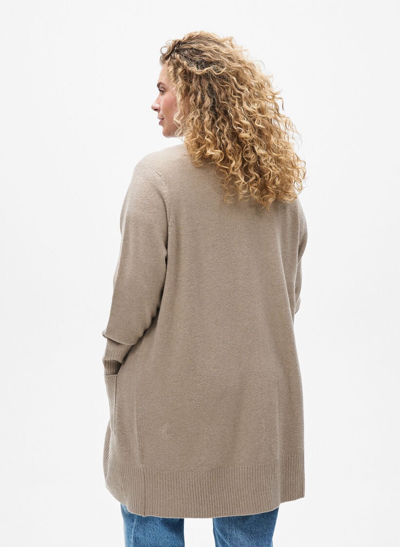 Cardigan en tricot c&ocirc;tel&eacute; avec poches, Beige, Model image number 2