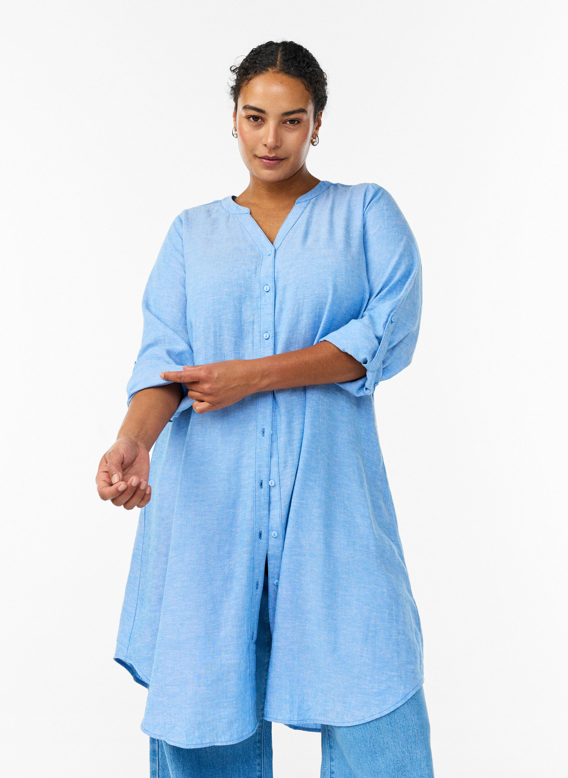 ZizziChemise longue en lin et viscose, Bleu, Model image number 0