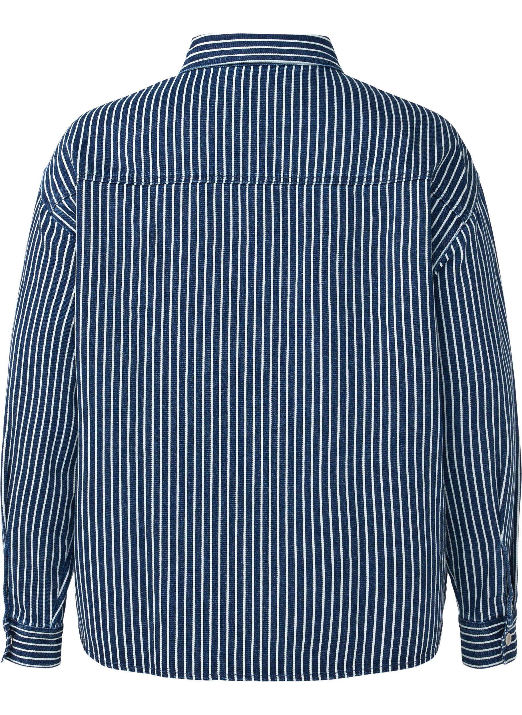 Zizzi Chemise en jean de couleur unie dot&eacute;e de poches sur la poitrine, Blue Denim Stripe, Packshot image number 1