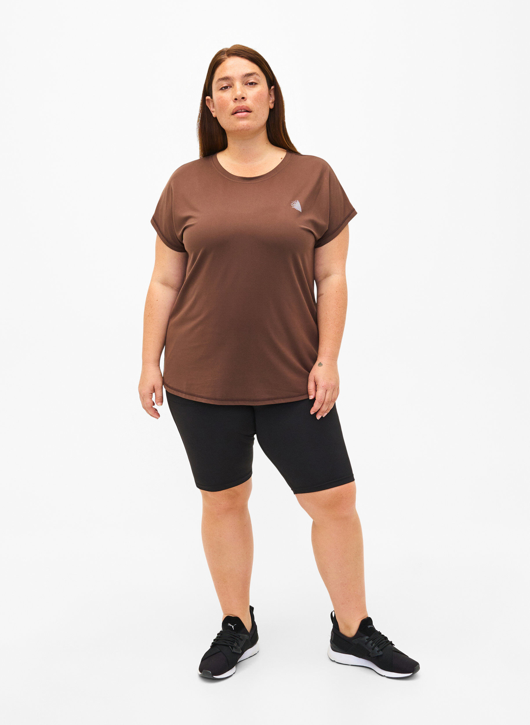 Zizzi  Short d'entra&icirc;nement moulant avec poches, Noir, Model image number 1