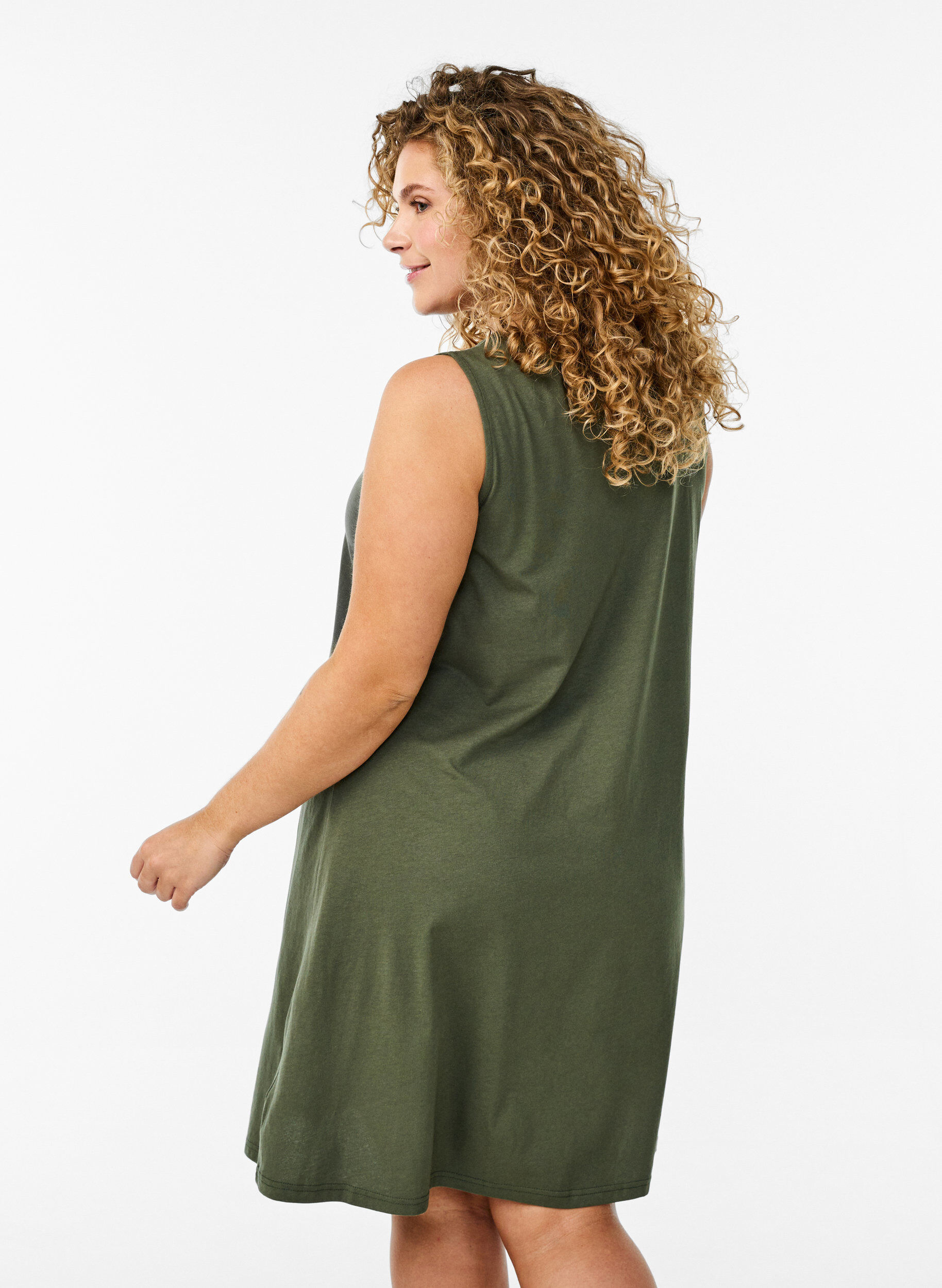 Zizzi Robe &eacute;vas&eacute;e sans manches, Vert, Model image number 2