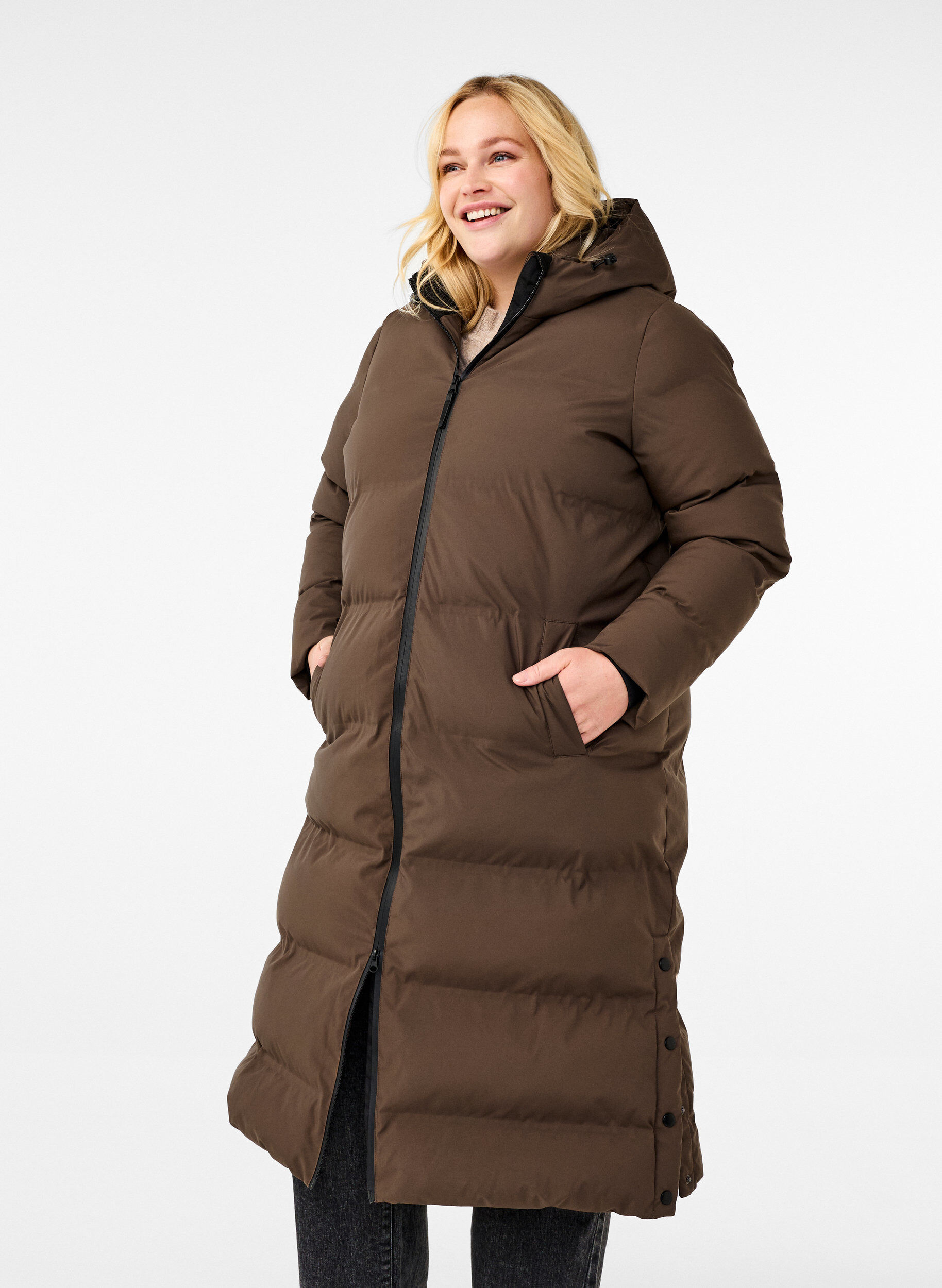 ZizziLange puffer winterjas met capuchon, Bruin, Model image number 0