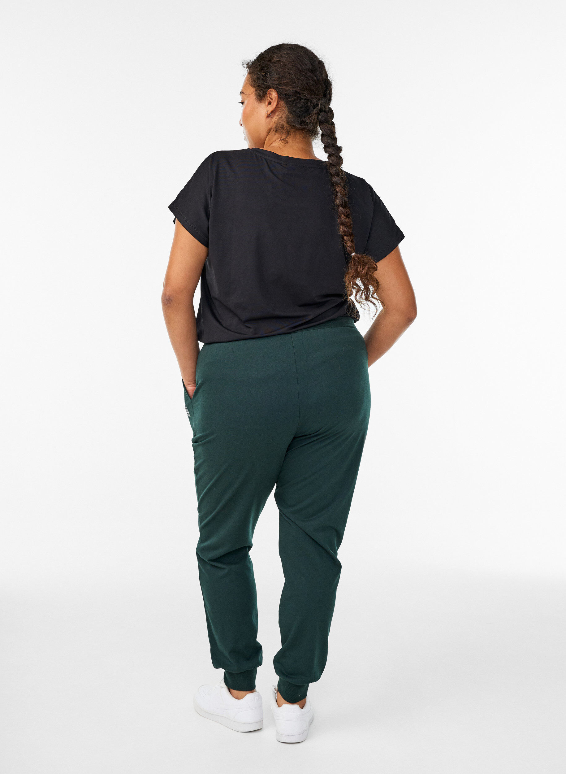 ZizziPantalon de surv&ecirc;tement ample avec poches, Vert fonc&eacute;, Model image number 1