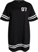 Robe T-shirt courte avec d&eacute;tails sportifs, Noir, Packshot image number 0