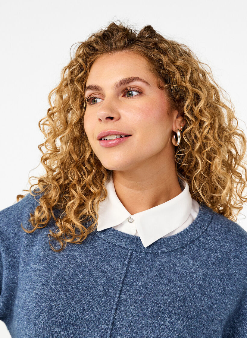 Faux-col avec boutons pailletés, White, Model image number 0