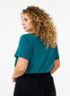Effen basic T-shirt van katoen, Groen, Model image number 2