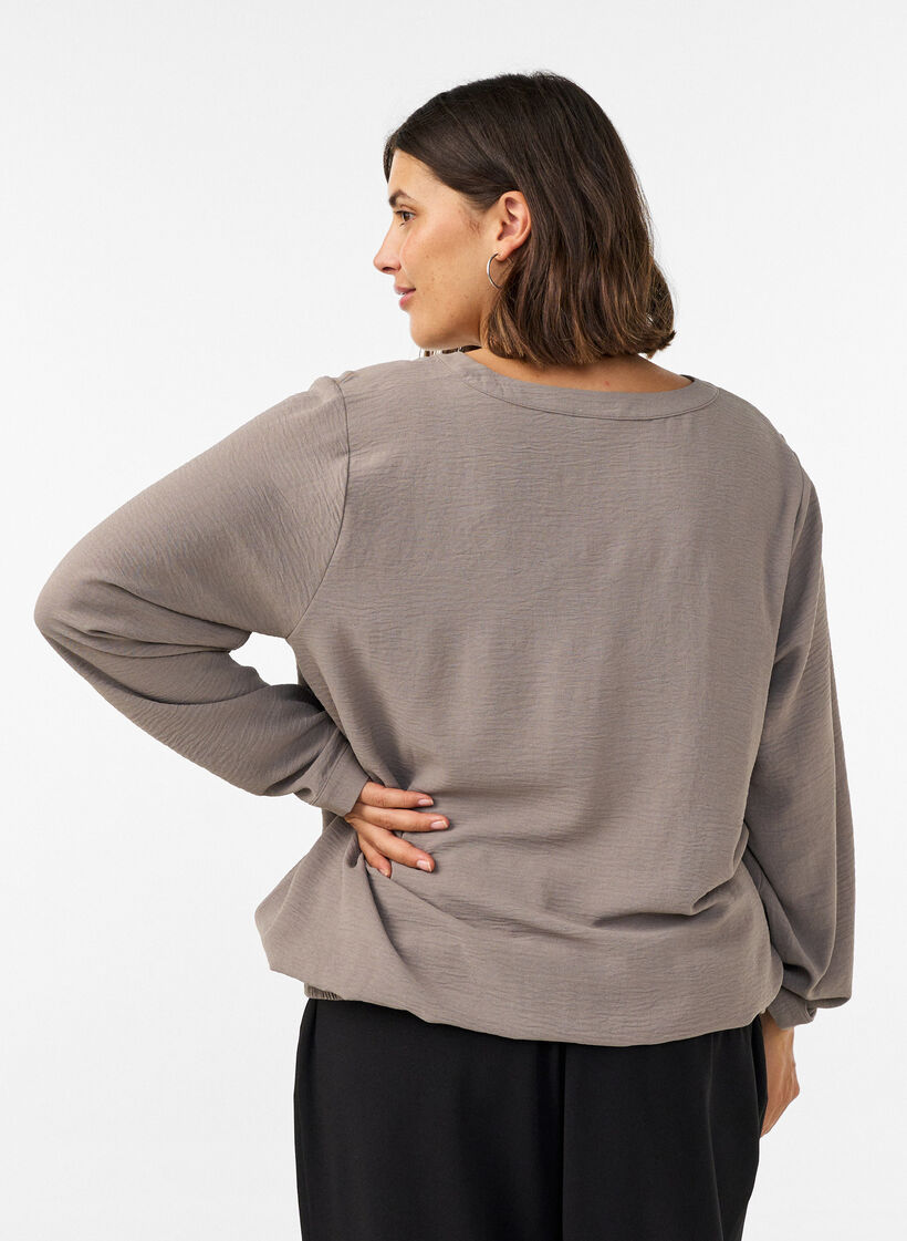 Blouse &agrave; la silhouette ballon avec col en V, Beige, Model image number 2