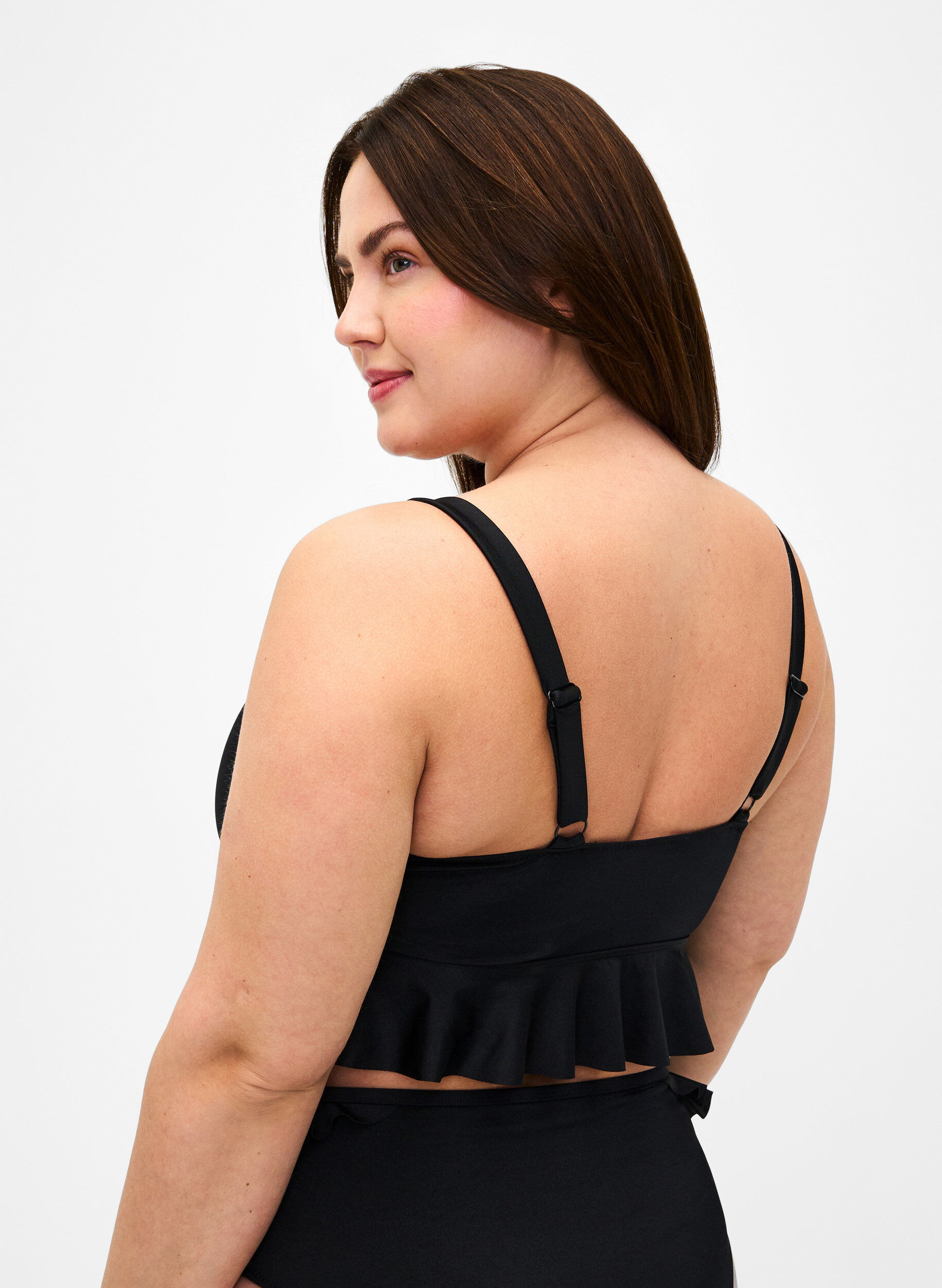 ZizziBikini top met uitneembare pads en ruches, Zwart, Model image number 1