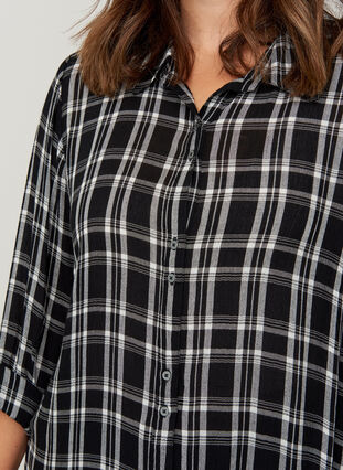 Lange geruite blouse in viscose , Black/White CH, Model image number 2