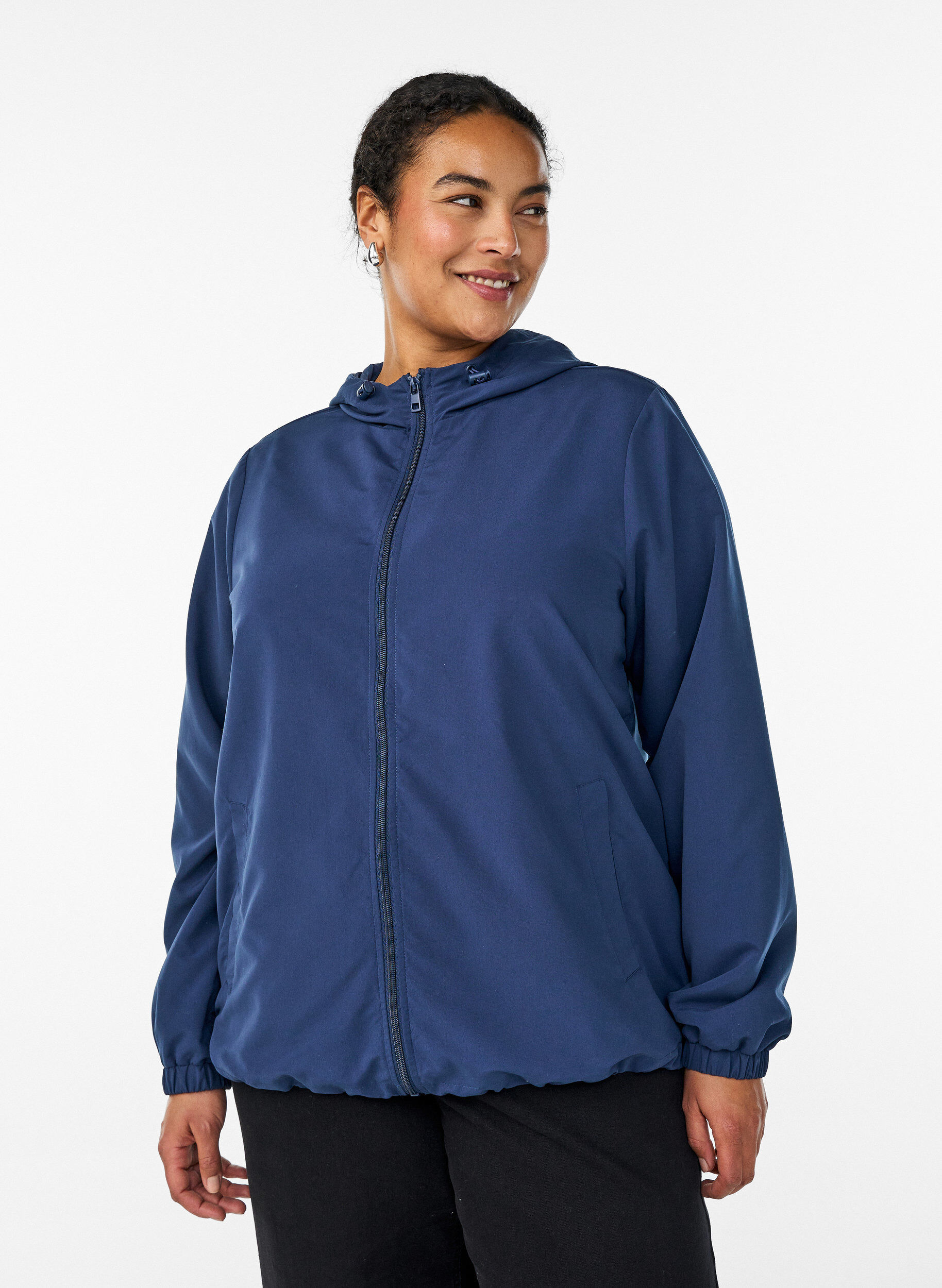 Veste l&eacute;g&egrave;re avec capuche et fermeture &eacute;clair, Bleu, Model