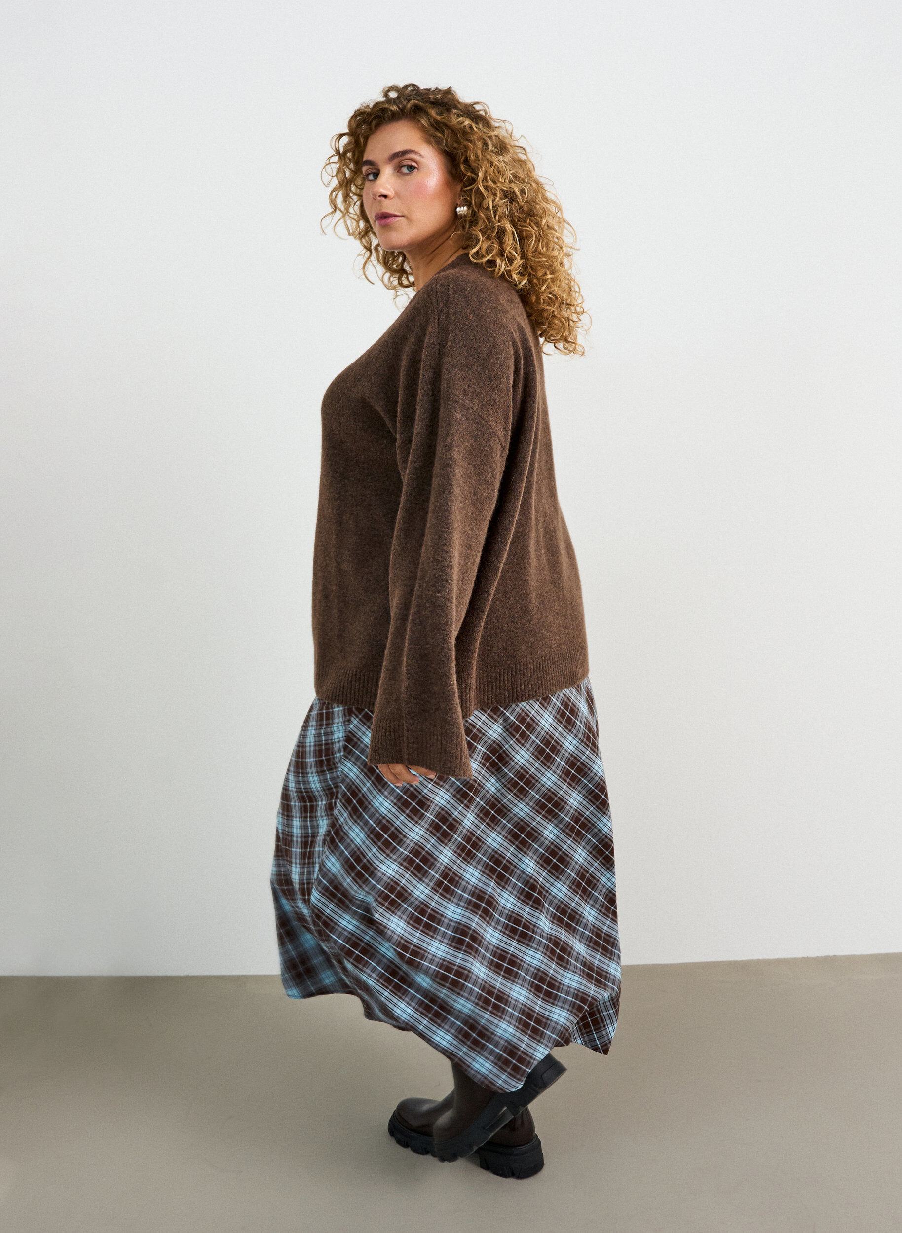 ZizziBlouse ample tricot&eacute;e en alpaga et laine, Marron, Model image number 2