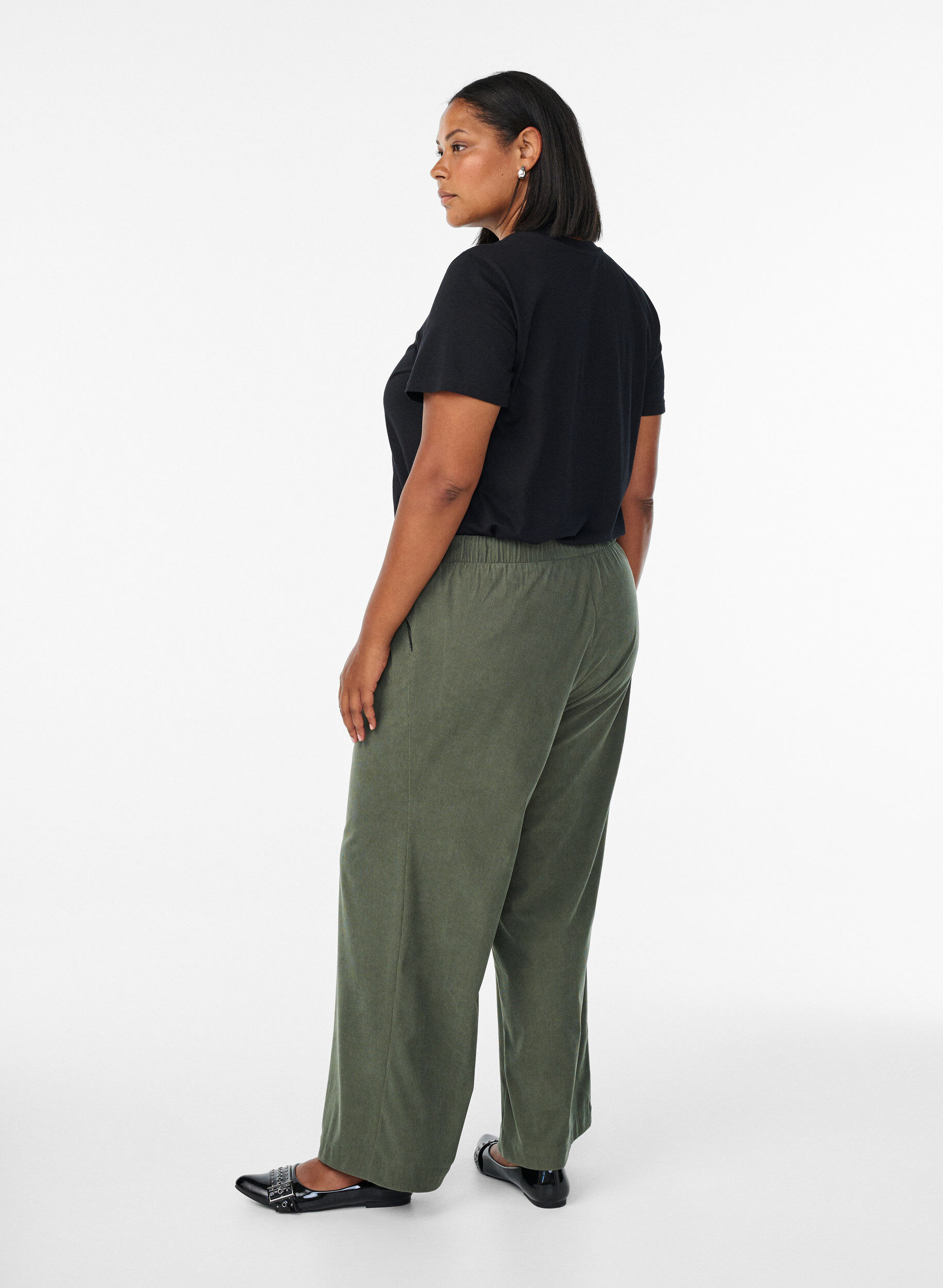 Zizzi Pantalon ample en velours, Vert, Model image number 1