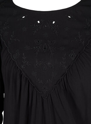 Viscose jurk met borduursel en korte mouwen, Black, Packshot image number 2