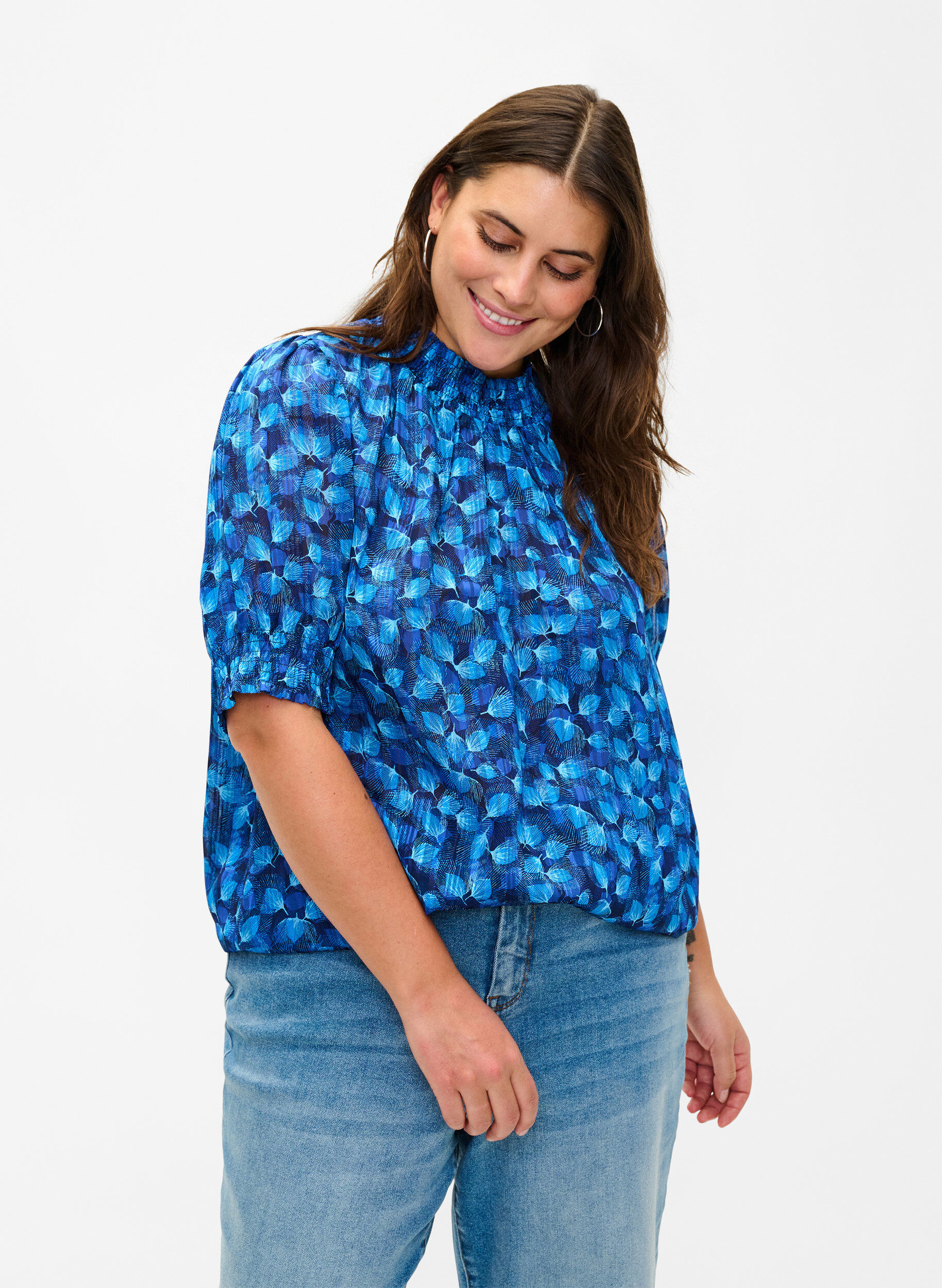 Zizzi Smock-blouse met korte mouwen en print, Navy Blazer Leaf AOP, Model image number 0
