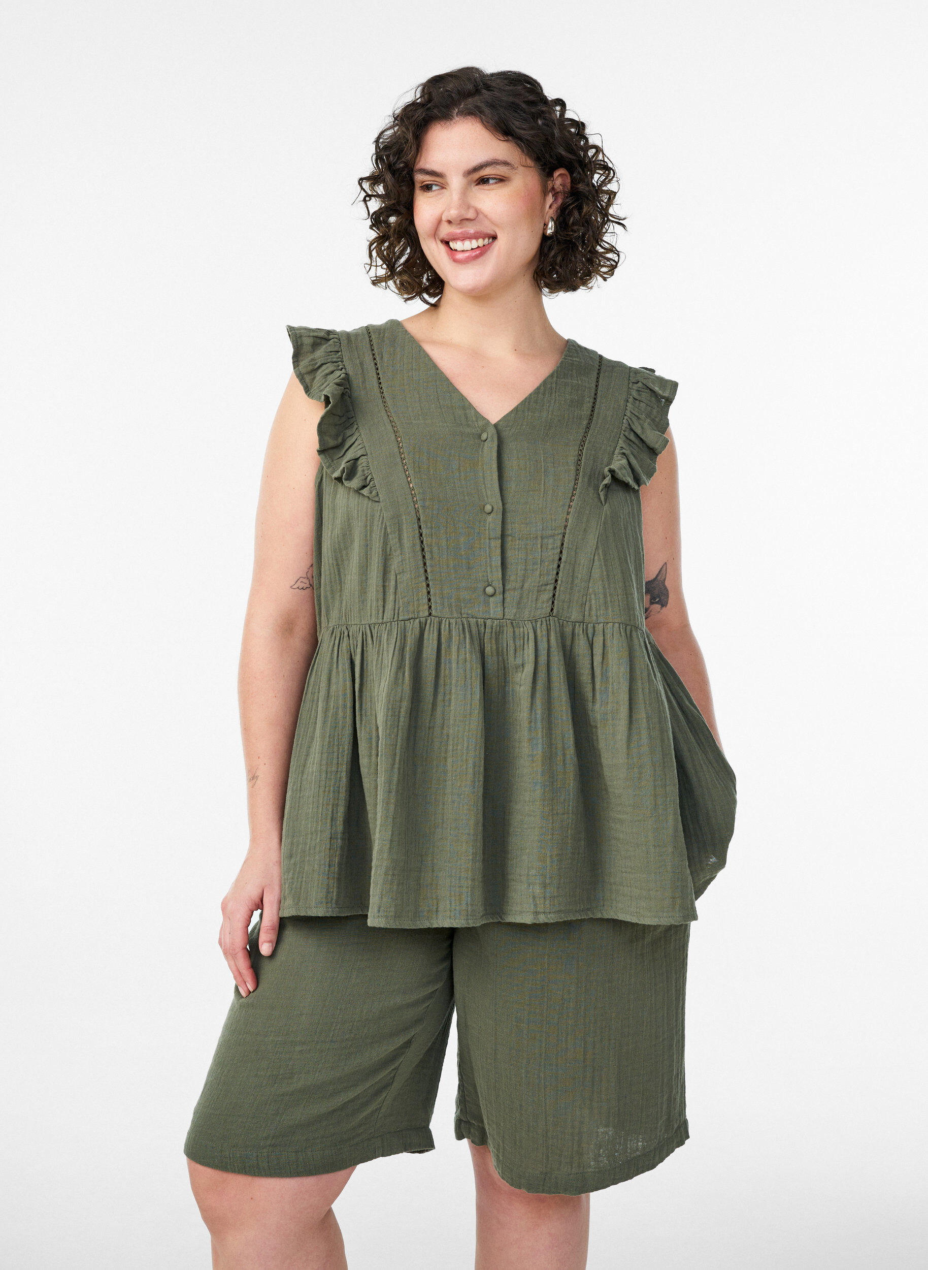 ZizziShort ample en mousseline de coton taille haute, Vert, Model image number 0