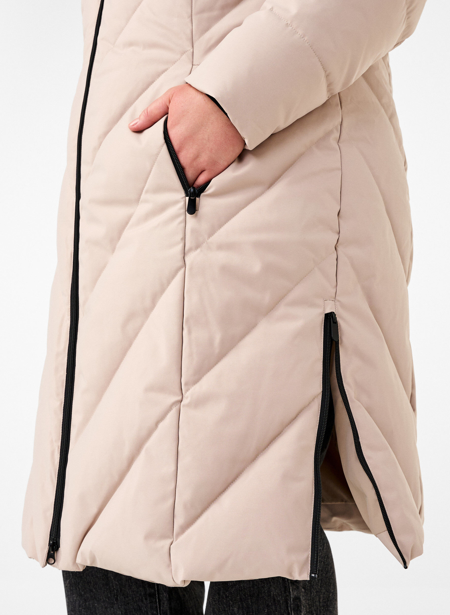 ZizziLong manteau d'hiver &agrave; fermeture &agrave; attaches et col en fausse fourrure, Beige, Model image number 3