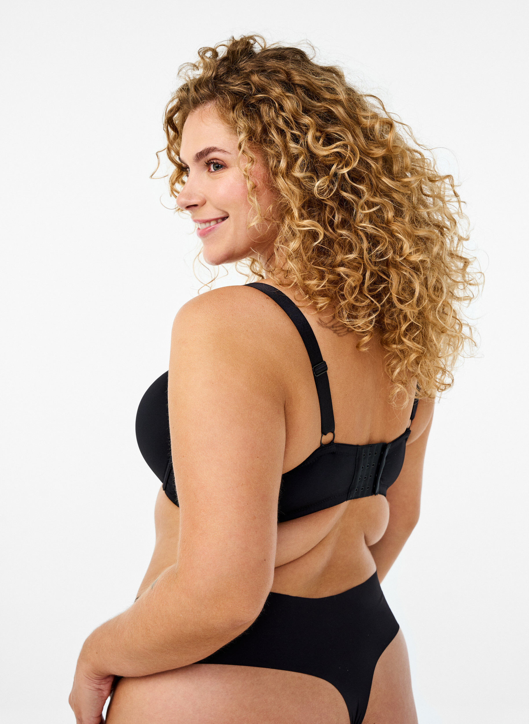 ZizziVoorgevormde beha met decoratie midden voor, Zwart, Model image number 2