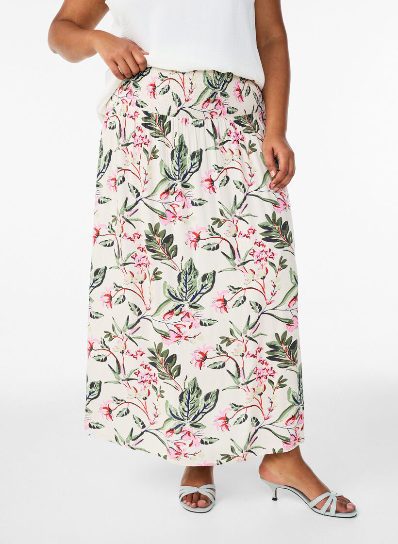 Jupe longue en viscose avec smocks, Vanille, Model image number 2