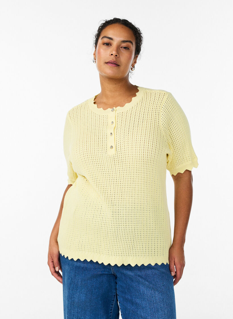 Korte mouw gebreide blouse met ajourpatroon en golfranden, Geel, Model image number 0