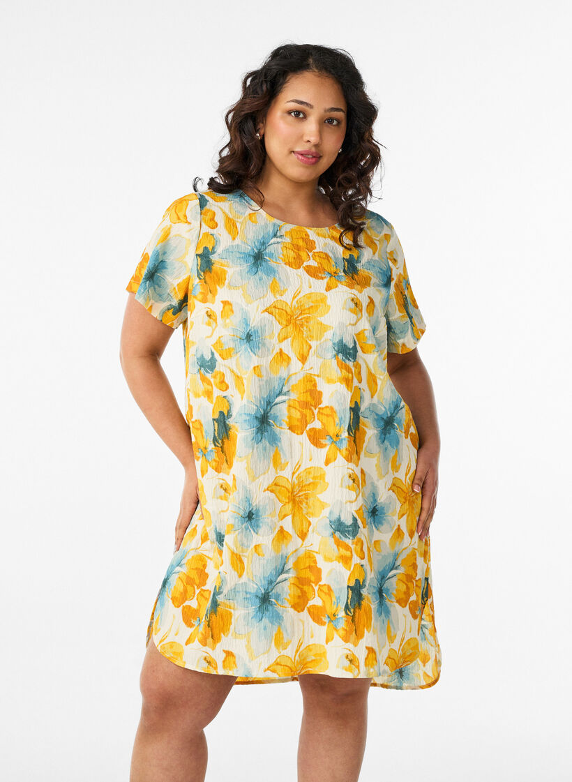 Korte jurk met een gekreukte textuur en korte mouwen, Geel, Model image number 0
