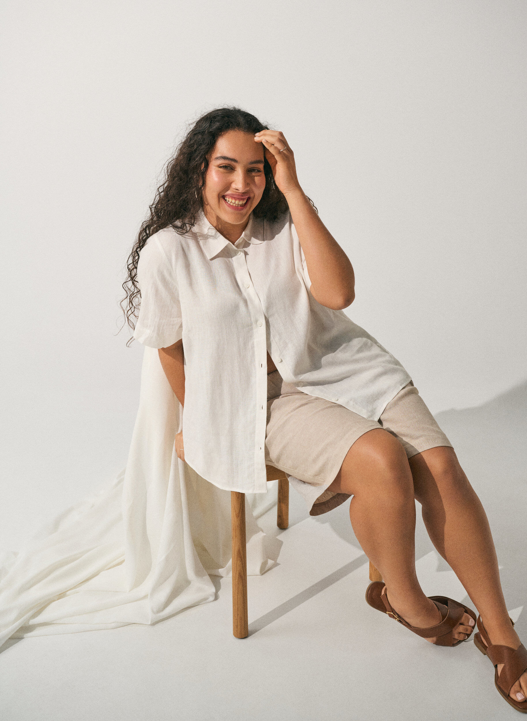 Chemise &agrave; manches courtes en lin et viscose