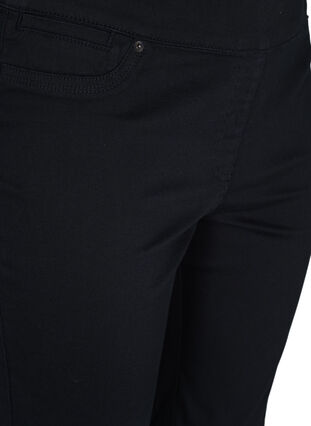 Shorts met strakke pasvorm en achterzakken, Black, Packshot image number 2