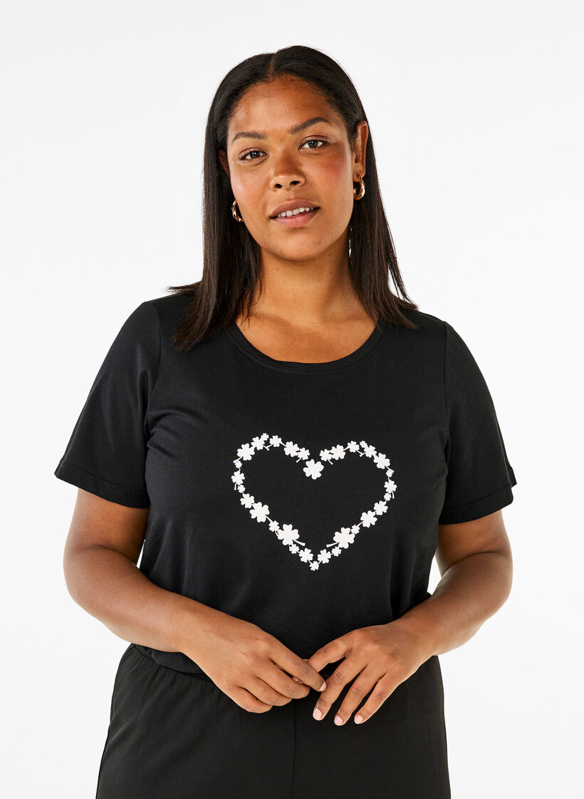 FLASH - T-shirt avec motif, Black Flower Heart , Model image number 0