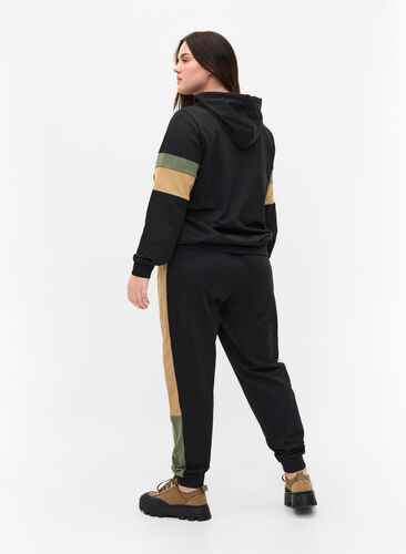 Sweatpants met trackdetails, Black/Camel, Model image number 1