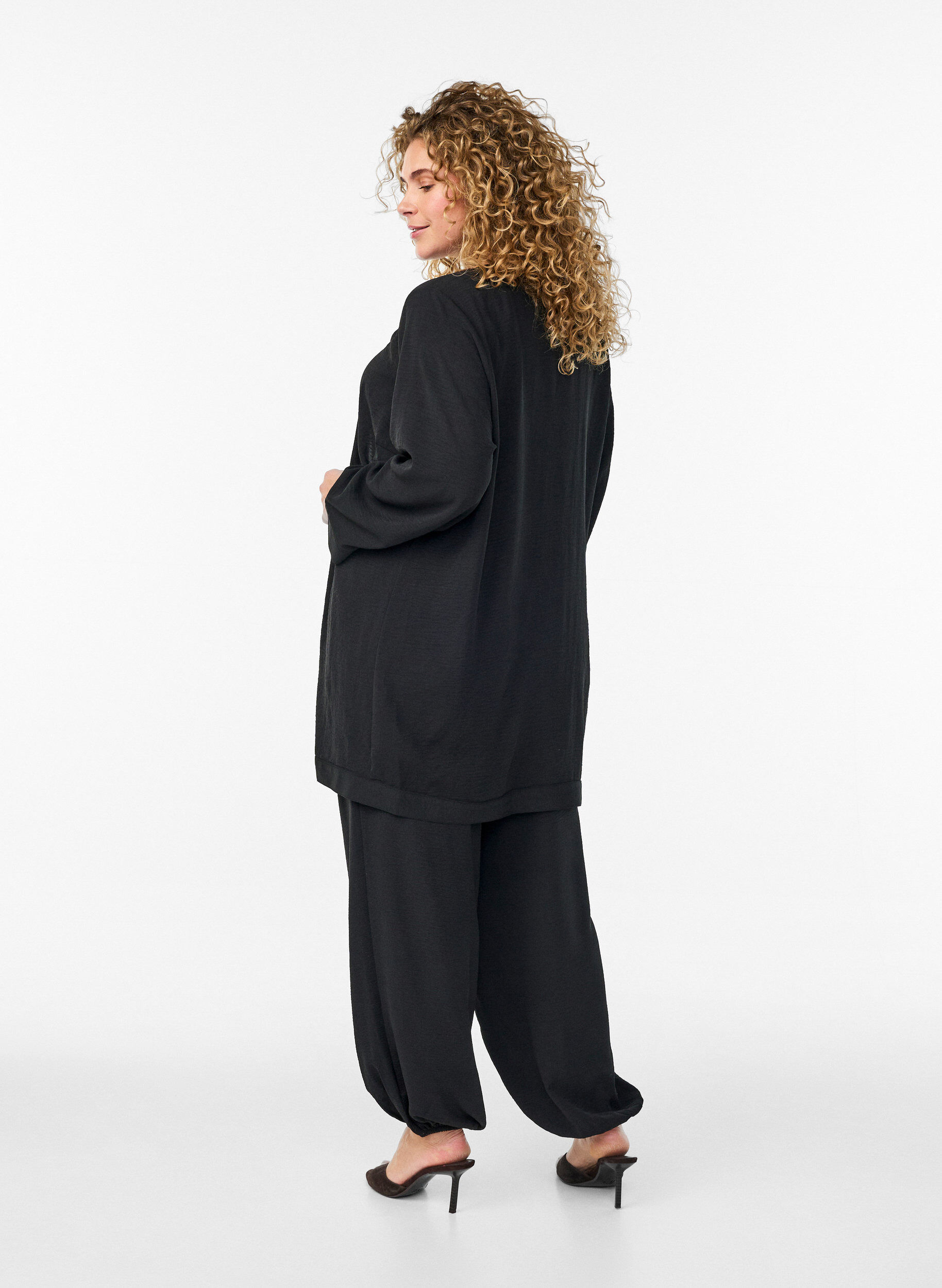 ZizziBallonbroek met hoge taille, Zwart, Model image number 1